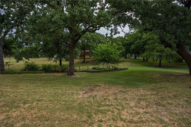 103 Red Oak Lane, Flower Mound, TX 75028