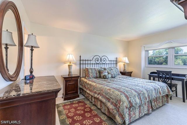 5483 Rattlesnake Hamm RD B-201, Naples, FL 34113