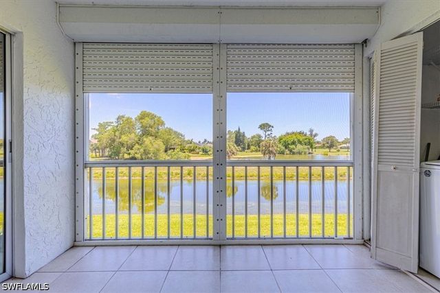 5483 Rattlesnake Hamm RD B-201, Naples, FL 34113