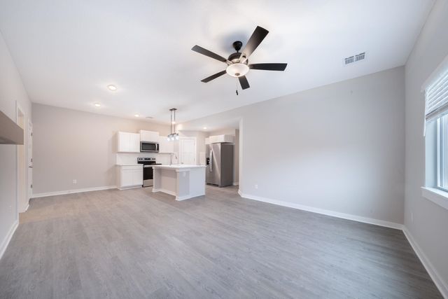 16912 W Lawson St, Goddard, KS 67052