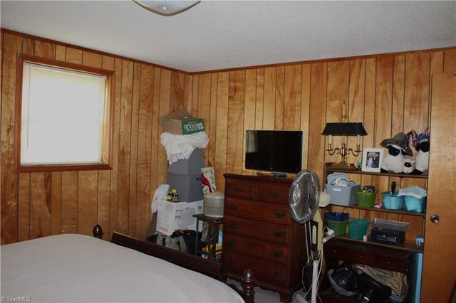 184 Deer Haven Road, Sparta, NC 28675