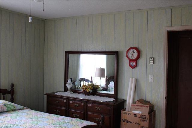 184 Deer Haven Road, Sparta, NC 28675