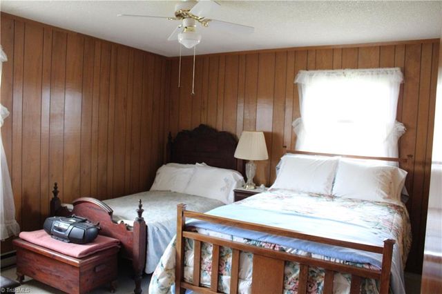 184 Deer Haven Road, Sparta, NC 28675