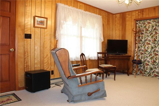 184 Deer Haven Road, Sparta, NC 28675