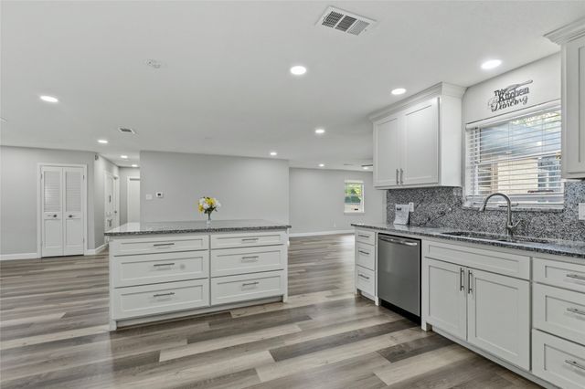 1732 Sheffield Place, Fort Worth, TX 76112