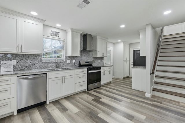 1732 Sheffield Place, Fort Worth, TX 76112