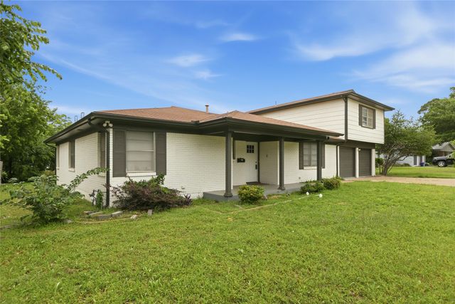 1732 Sheffield Place, Fort Worth, TX 76112