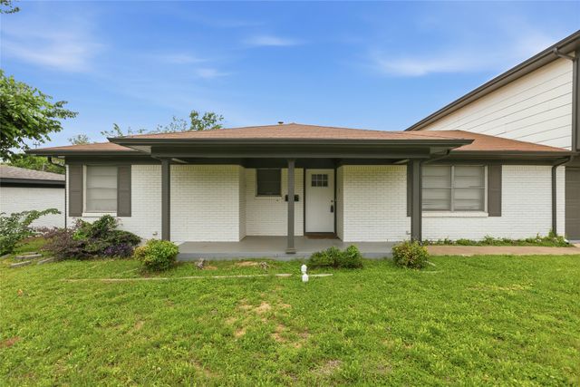 1732 Sheffield Place, Fort Worth, TX 76112