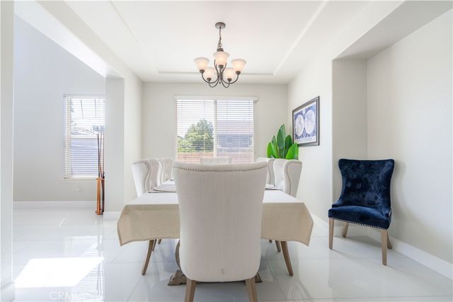 18085 Tanzanite, San Bernardino, CA 92407