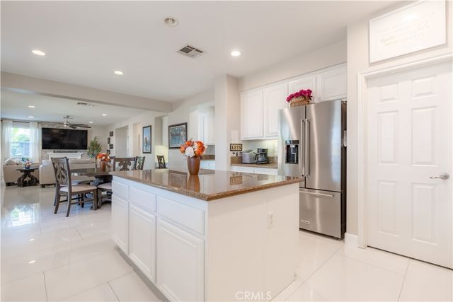 18085 Tanzanite, San Bernardino, CA 92407
