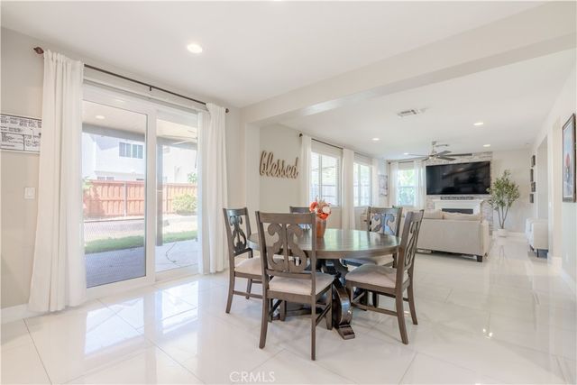 18085 Tanzanite, San Bernardino, CA 92407