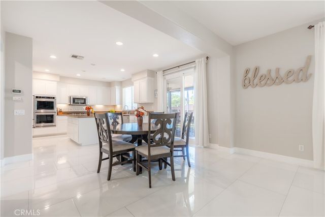 18085 Tanzanite, San Bernardino, CA 92407