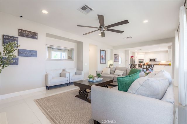 18085 Tanzanite, San Bernardino, CA 92407