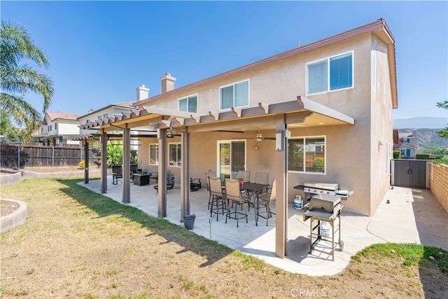 18085 Tanzanite, San Bernardino, CA 92407