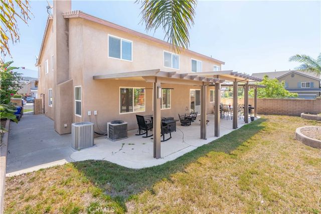 18085 Tanzanite, San Bernardino, CA 92407