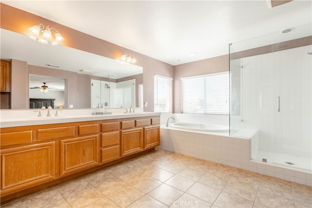 18085 Tanzanite, San Bernardino, CA 92407