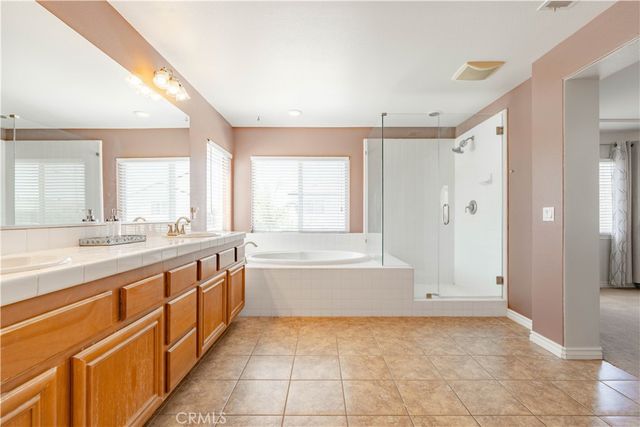 18085 Tanzanite, San Bernardino, CA 92407