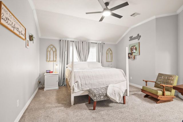 1106 Commons Waterway Drive, Huffman, TX 77336