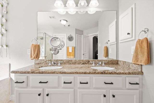 1106 Commons Waterway Drive, Huffman, TX 77336