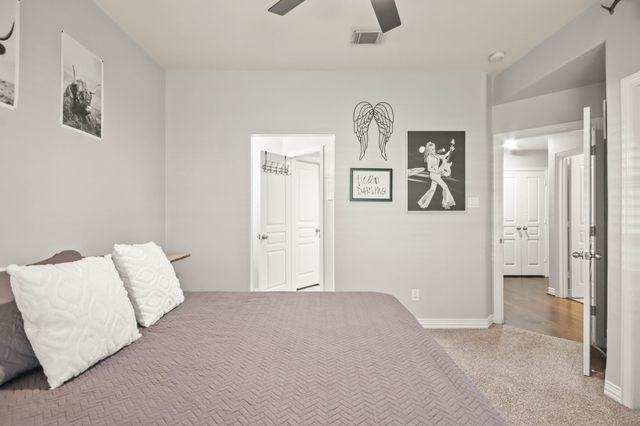 1106 Commons Waterway Drive, Huffman, TX 77336