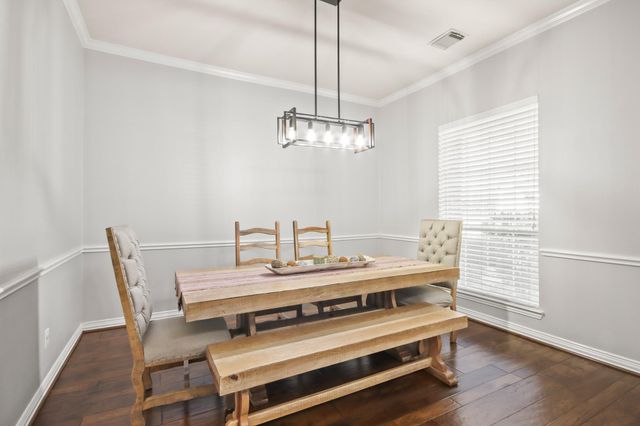 1106 Commons Waterway Drive, Huffman, TX 77336