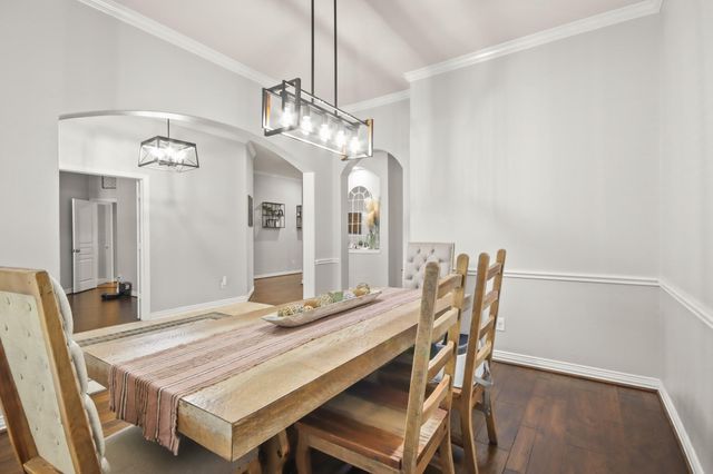 1106 Commons Waterway Drive, Huffman, TX 77336