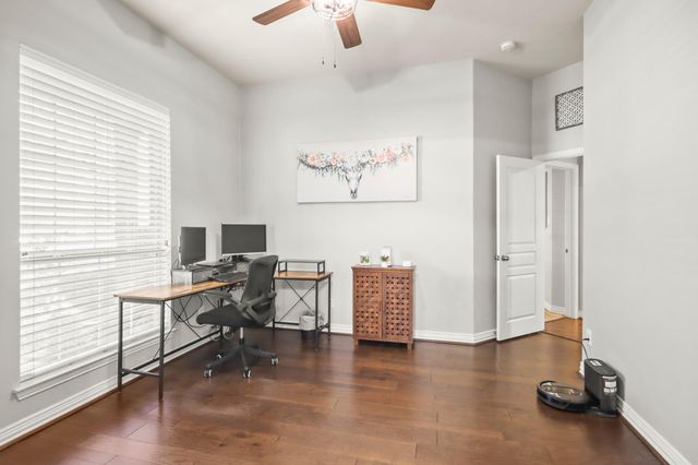 1106 Commons Waterway Drive, Huffman, TX 77336