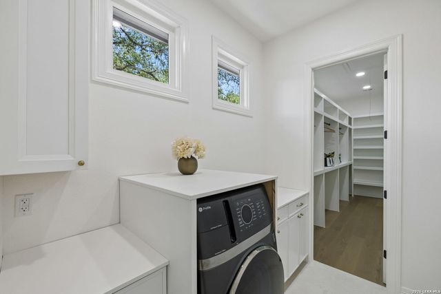 203 Durand Oak, Shavano Park, TX 78230