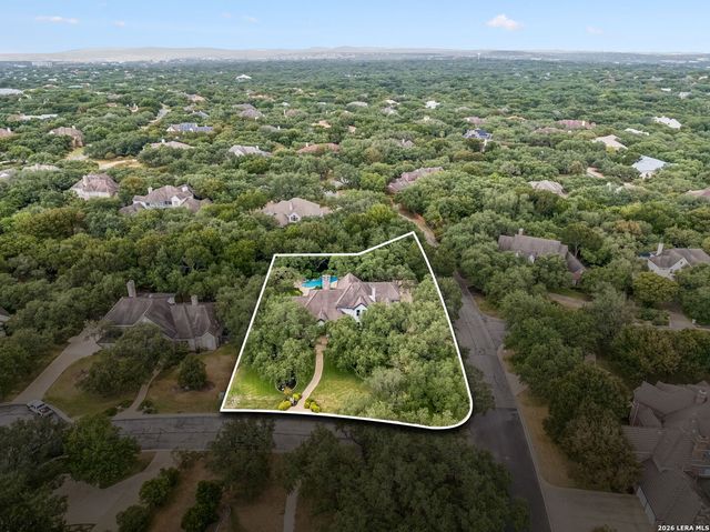 203 Durand Oak, Shavano Park, TX 78230