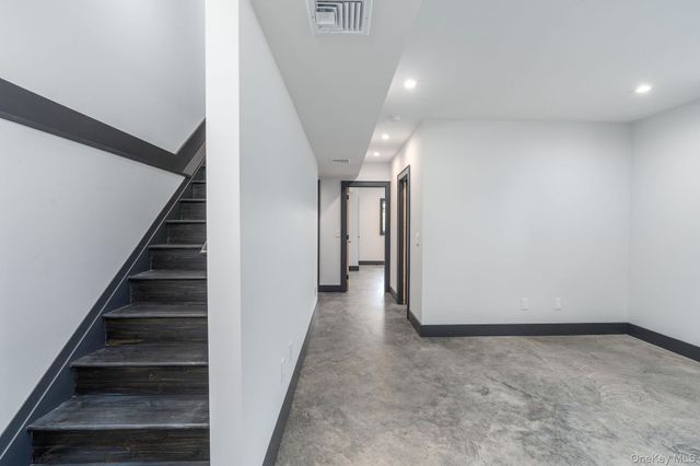 216 North Street, Greenport, NY 11944