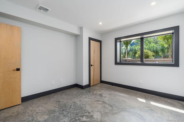 216 North Street, Greenport, NY 11944