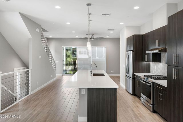 1717 E MORTEN Avenue 51, Phoenix, AZ 85020