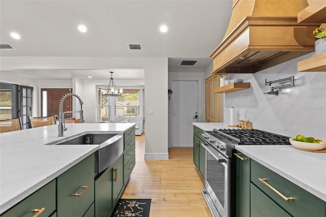 963 GLENVIEW CIRCLE, Winter Garden, FL 34787