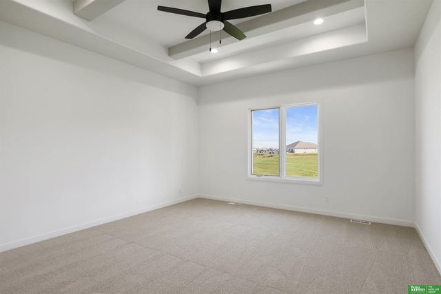 12359 Windsor Drive, Papillion, NE 68046