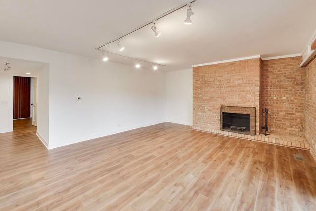 1615 Maple Terrace 115-1L, Lisle, IL 60532