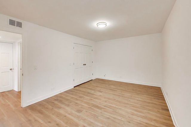 1615 Maple Terrace 115-1L, Lisle, IL 60532
