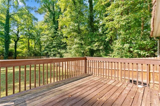 1333 LAURA Lane, Austell, GA 30168