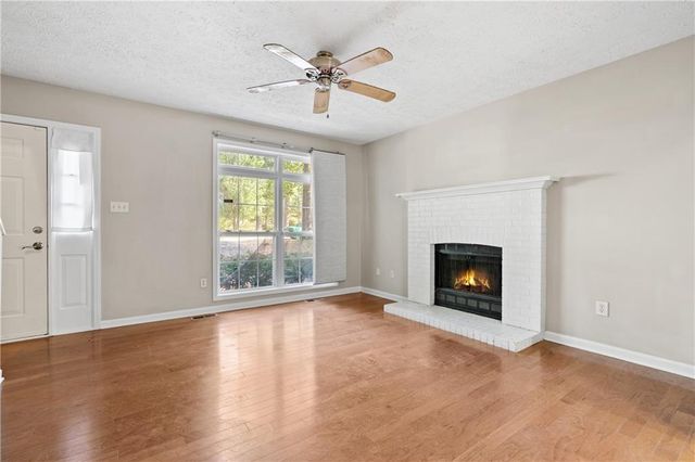 1333 LAURA Lane, Austell, GA 30168