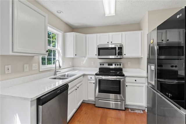1333 LAURA Lane, Austell, GA 30168