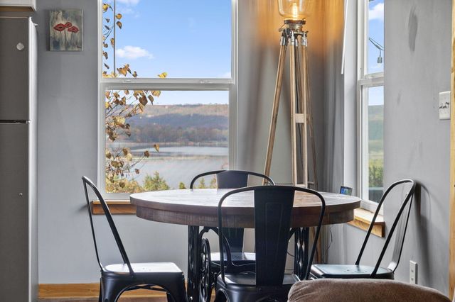 48 Hillsboro Drive, Galena, MO 65656