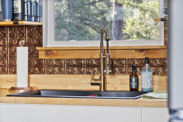 48 Hillsboro Drive, Galena, MO 65656