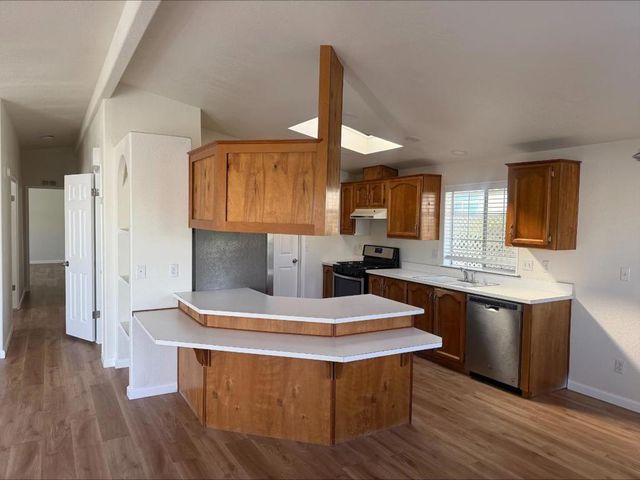 433 Sylvan Avenue, Mountain View, CA 94041