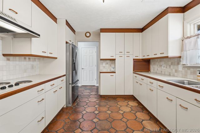 1410 Macklyn Lane, Bartlesville, OK 74006