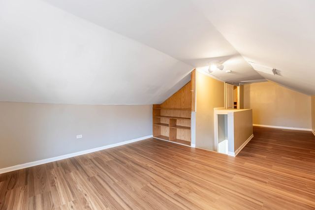 38 N Rebecca Street, Glenwood, IL 60425