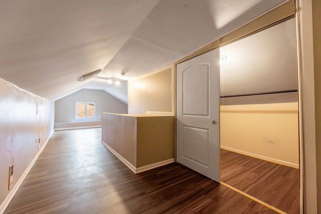 38 N Rebecca Street, Glenwood, IL 60425