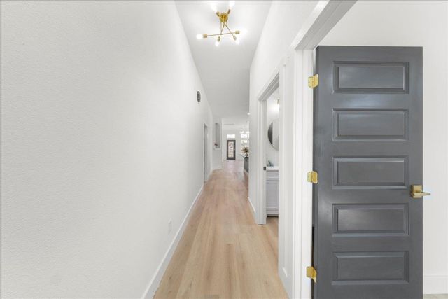 2408 Vintage Stave RD 101, Austin, TX 78748