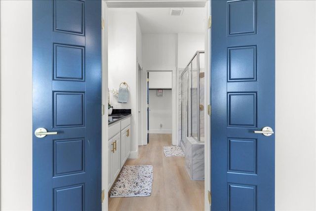 2408 Vintage Stave RD 101, Austin, TX 78748