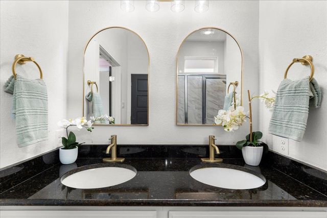 2408 Vintage Stave RD 101, Austin, TX 78748