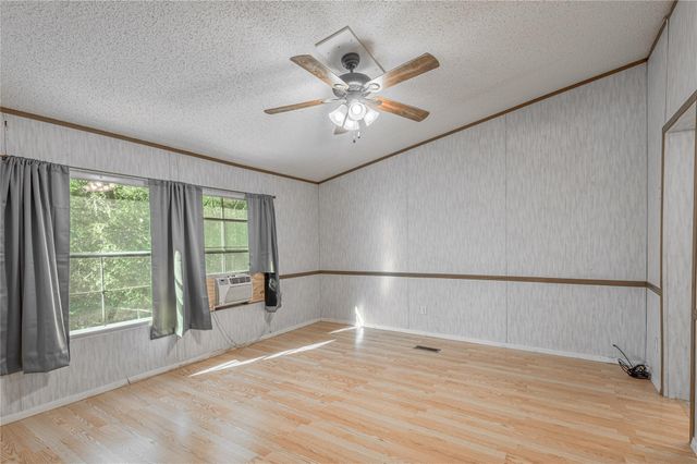 1579 Tara Drive, Trinity, TX 75862