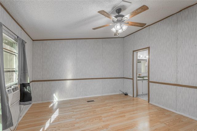 1579 Tara Drive, Trinity, TX 75862